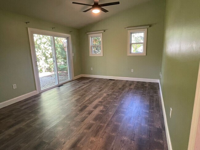 Building Photo - Shelby Township Custom Ranch, 3 or 4 Bedro...