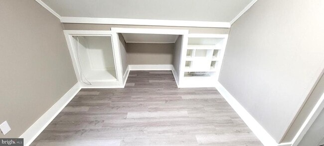 Building Photo - 104 Middleneck Ln