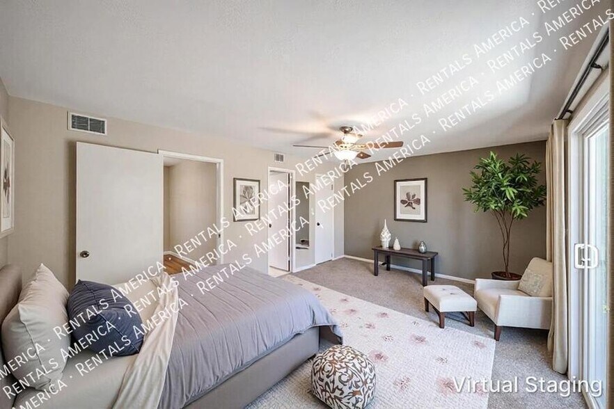 Building Photo - 4555 W Continental Dr