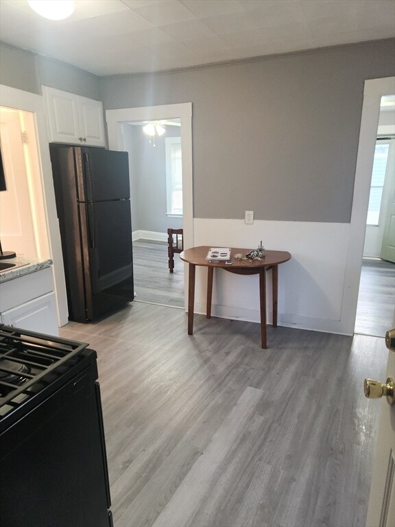 Primary Photo - 68 Beach Rd