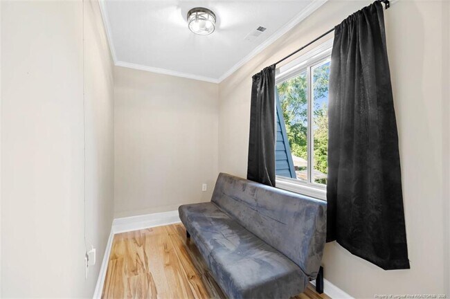 Building Photo - 804 Rodie Ave