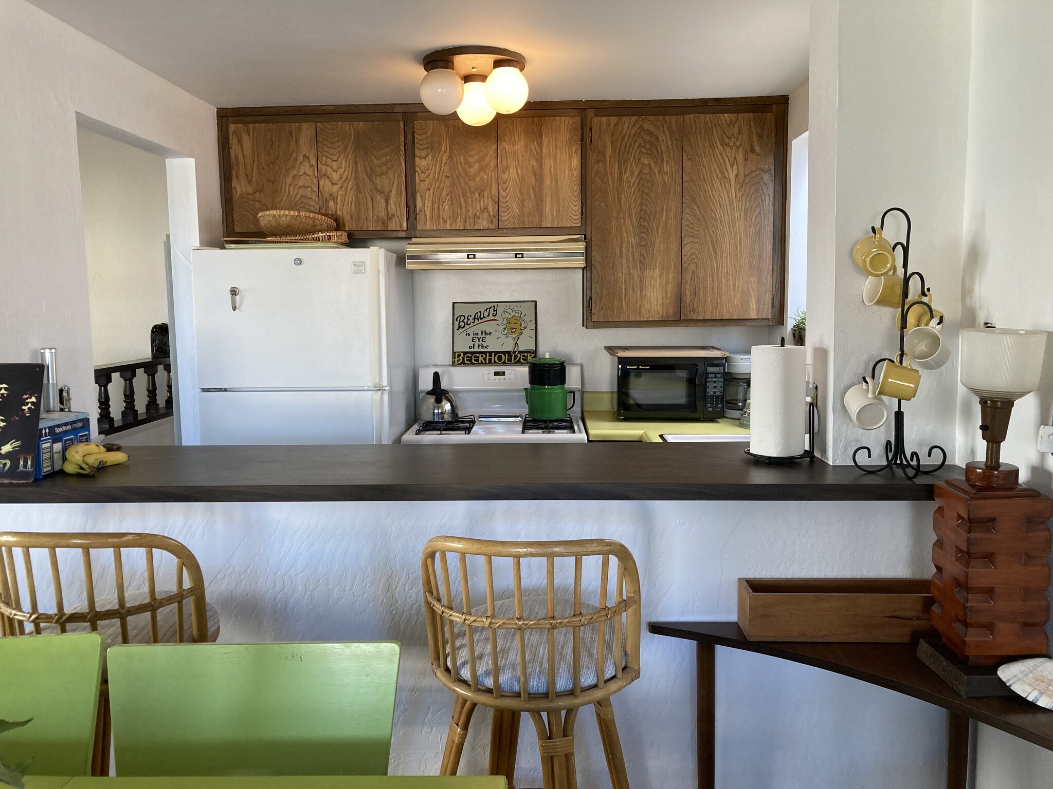 Kitchen - 292 Rossmore Dr