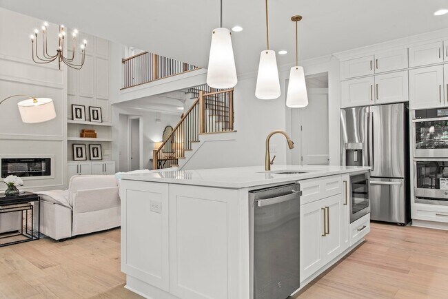 Building Photo - 1721 Osprey Poynte