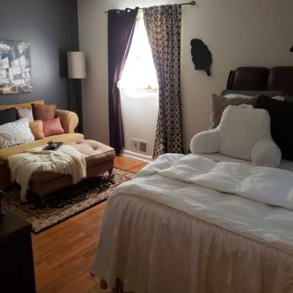 Building Photo - 4588 Hopewell Rd