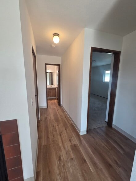 Building Photo - 3124 Yosemite Ave