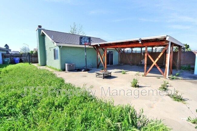 Building Photo - 7733 Temwoods Way