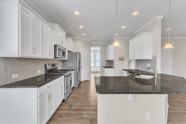 Building Photo - 4701 Kia Dr