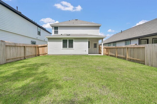 Building Photo - 13244 Musky Dr