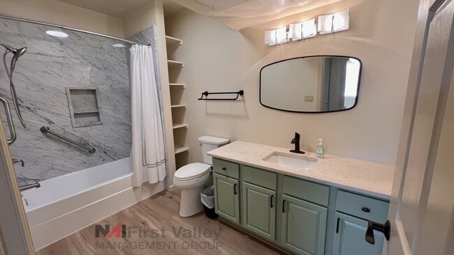 Building Photo - One Bedroom, One Bath