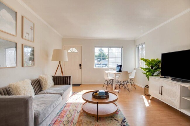 Building Photo - 12429 Wagner St