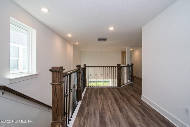 Building Photo - 183 Millenia Dr