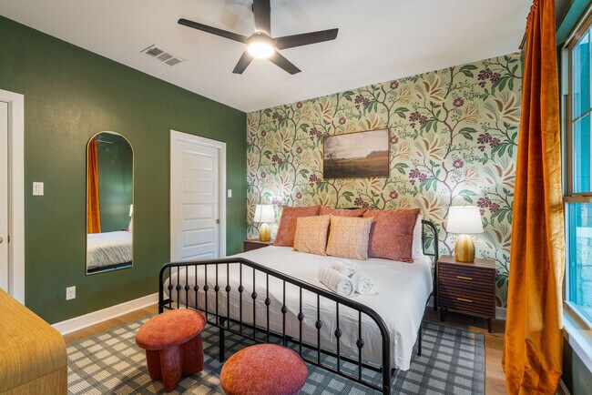 Building Photo - 13420 Trail Driver St