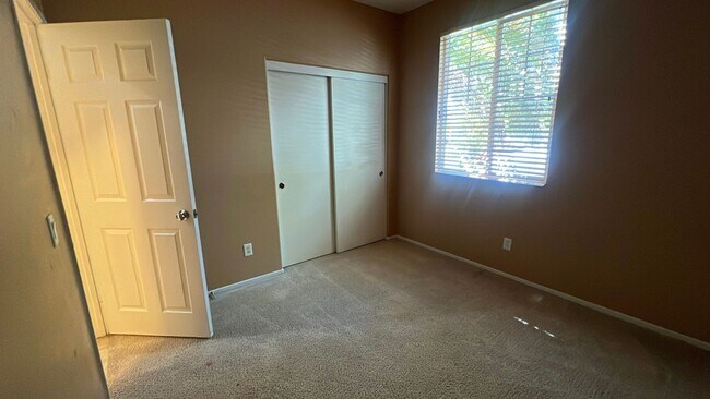 Building Photo - (APPLICATION PENDING) West Lancaster Singl...