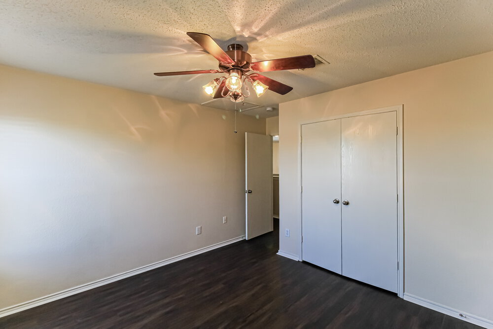 Building Photo - 8712 Cove Meadow Ln