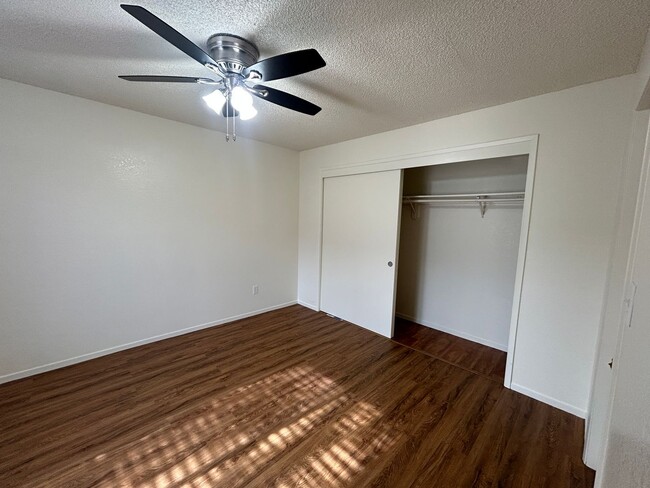 Building Photo - Spacious 2-Bed, 2-Bath Apartment – Freshly...