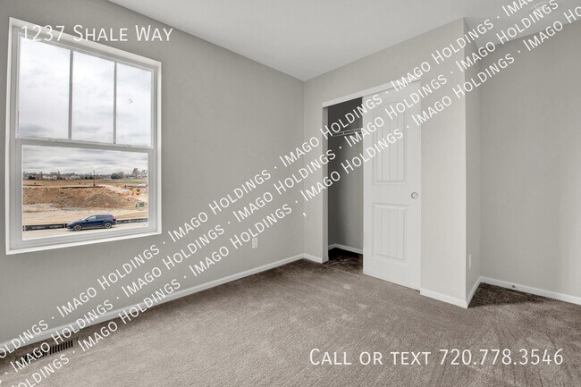 Building Photo - 1237 Shale Dr