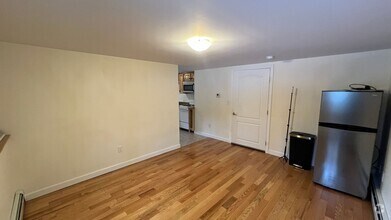 Building Photo - All Utilities Included! 1 Bedroom In-Acces...