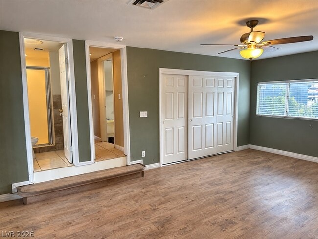 Building Photo - 504 Falcon Ln