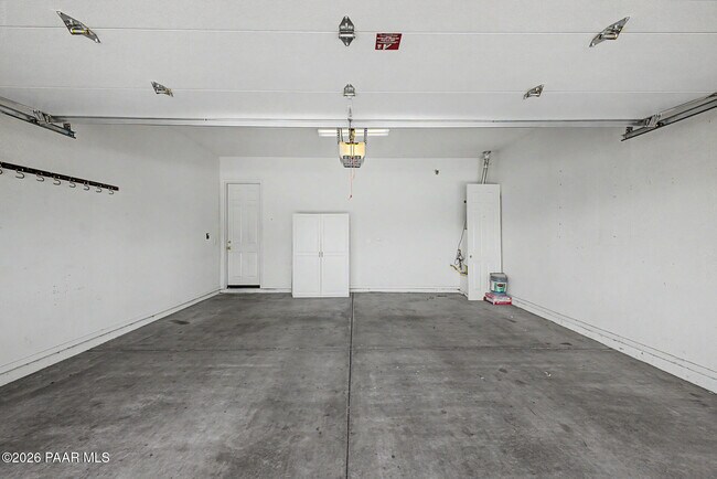 Building Photo - 6747 E Kilkenny Pl