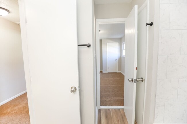 Building Photo - Spacious Home Near Bow Creek & Lynnhaven Mall