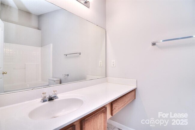 Building Photo - 8829 Gerren Ct