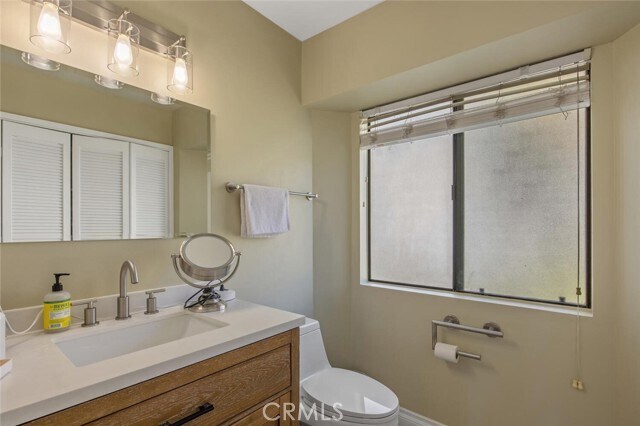 Building Photo - 1158 S Westlake Blvd