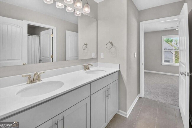 Building Photo - 205 Orchard Trail