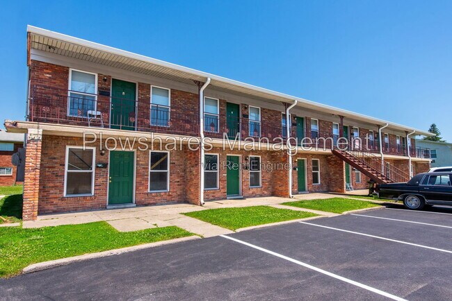 Building Photo - 3277 Chinquapin Ln