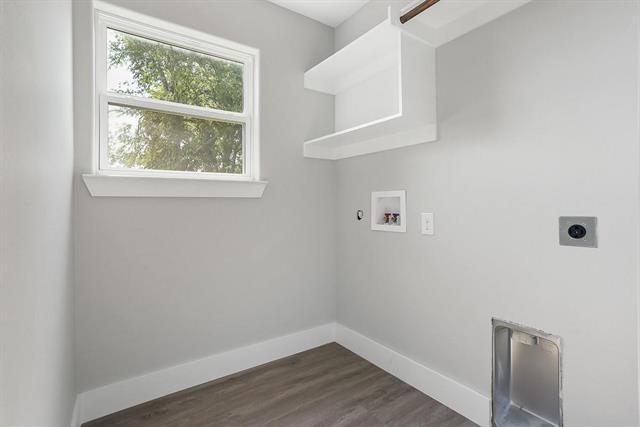 Building Photo - 724 W Walker St