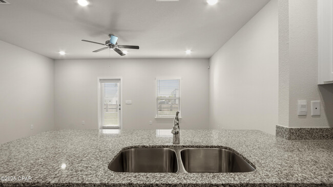 Building Photo - 1761 Jakes Dr