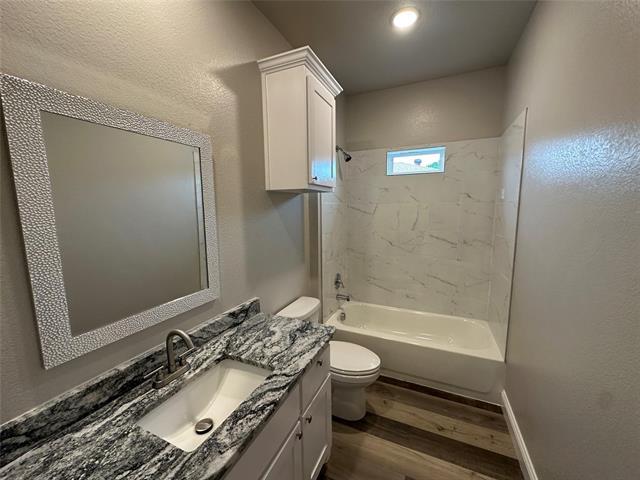 Building Photo - 1412 Morse St