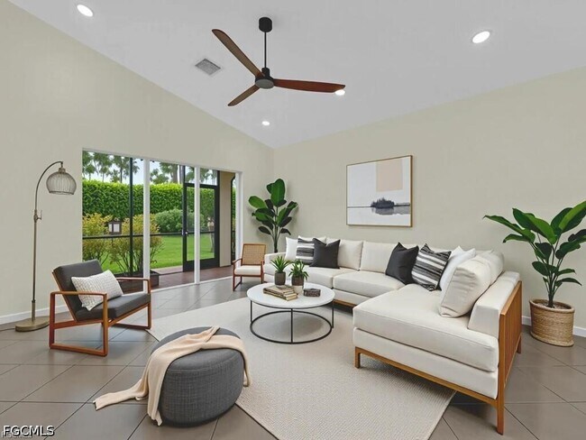 Building Photo - 11075 Lancewood St