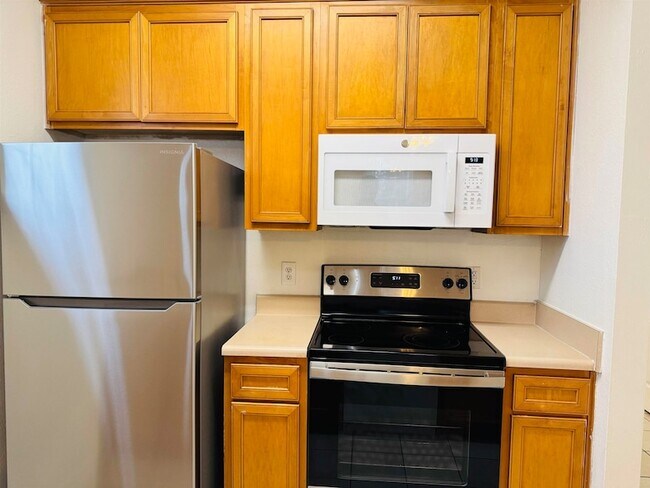Building Photo - 924 Ashburn Dr