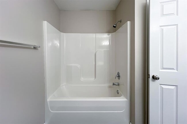 Building Photo - 2928 Cider Mill Ln
