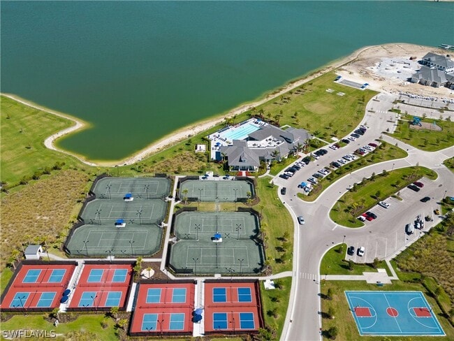 Building Photo - 13528 Blue Bay Cir