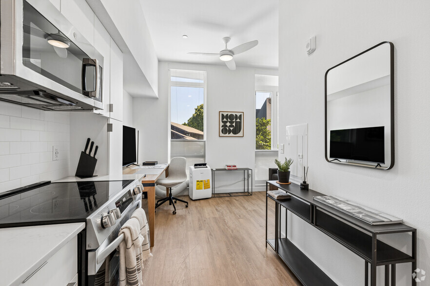 Studio - 278SF - Kitchen - Brookland