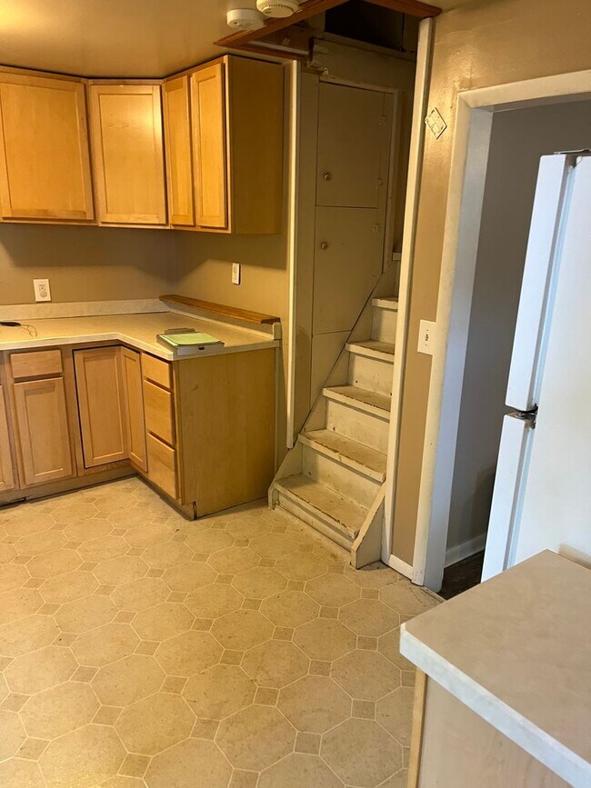 2 Bedroom 1 bathroom house 224 N 17th St Billings MT 59101