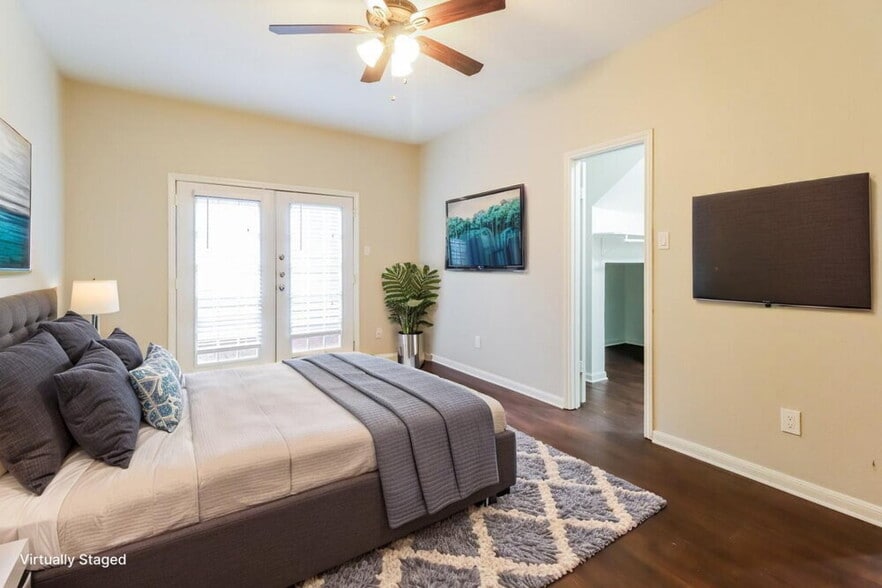 Building Photo - 3910 Cedar Valley Dr