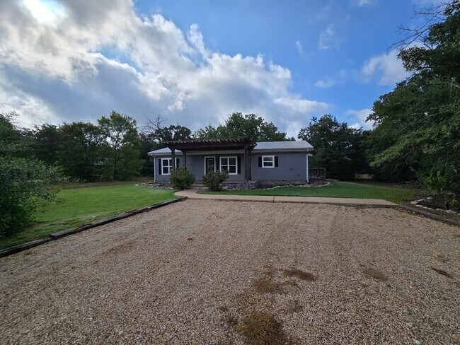 Building Photo - 5416 Raymond Stotzer Pkwy