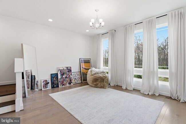 Building Photo - 20246 Northpark Dr