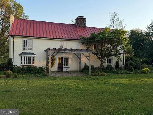 Building Photo - 22637 Willisville Rd
