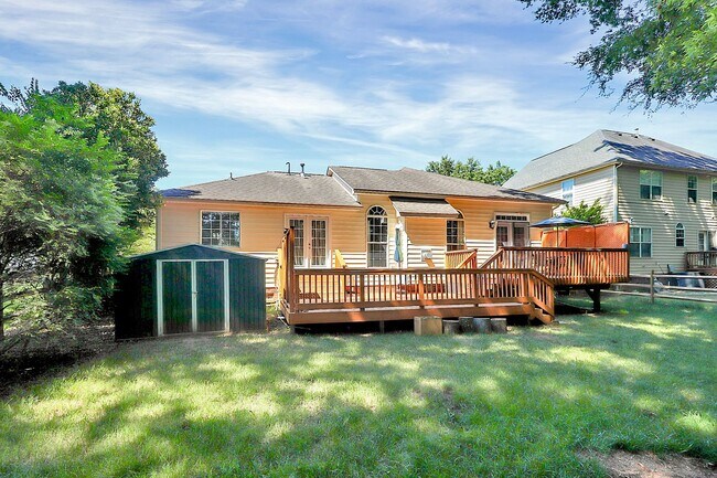 Building Photo - Beautiful 4/3 Home for Rent
