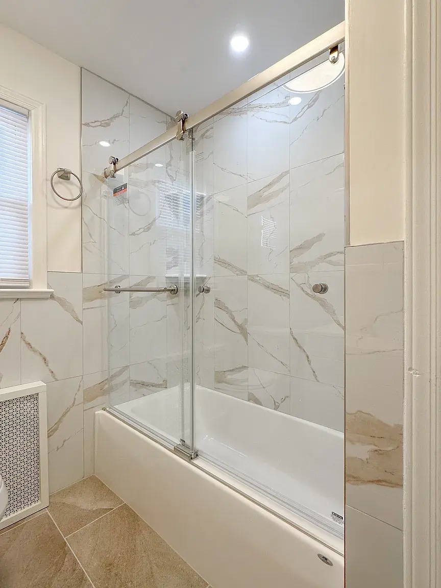 Building Photo - 76 Front St