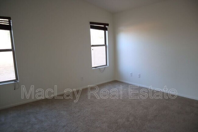 Building Photo - 35161 N Bandolier Dr