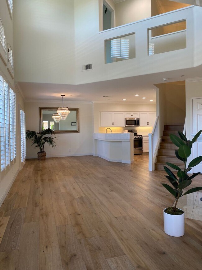 Building Photo - Great views from this gorgeous end unit townhome!