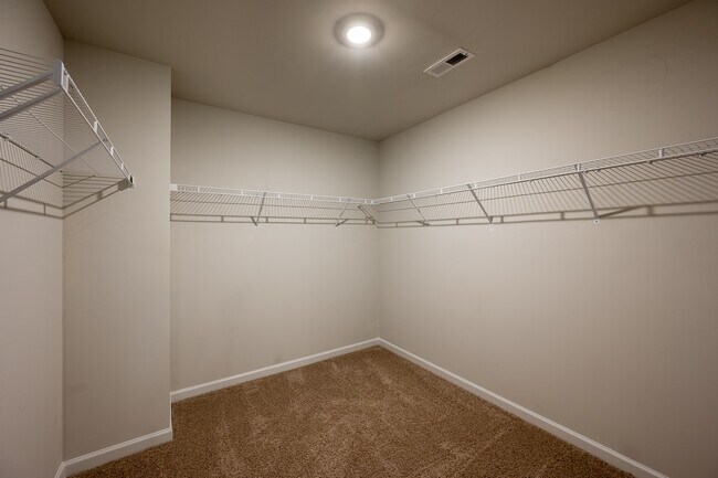 Building Photo - 3422 Firestone Dr