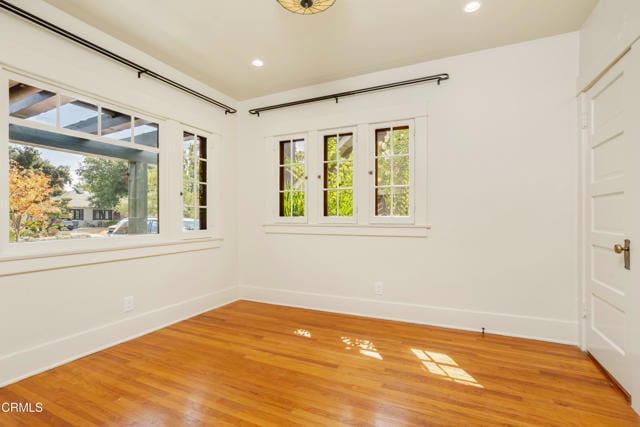 Building Photo - 847 S Los Robles Ave