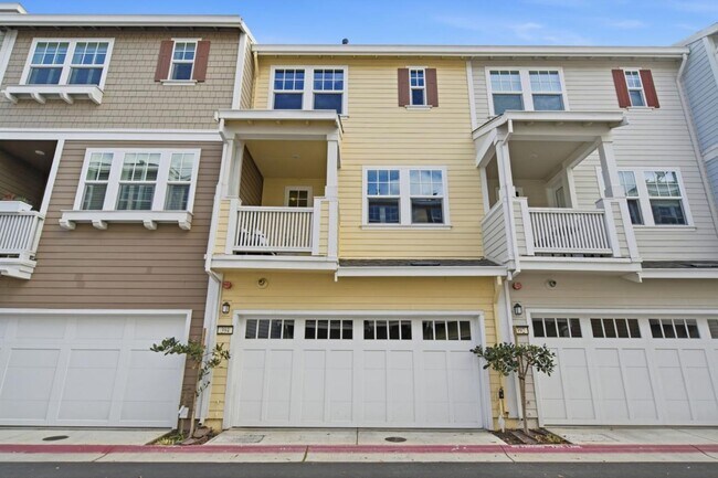 Building Photo - 394 Circuit Wy