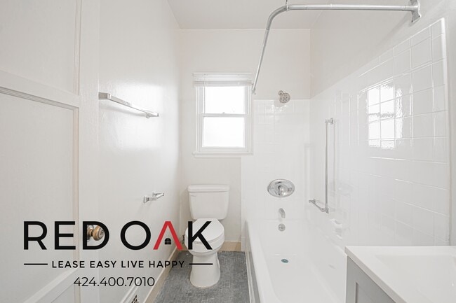 Building Photo - 601-605 Glenwood Rd