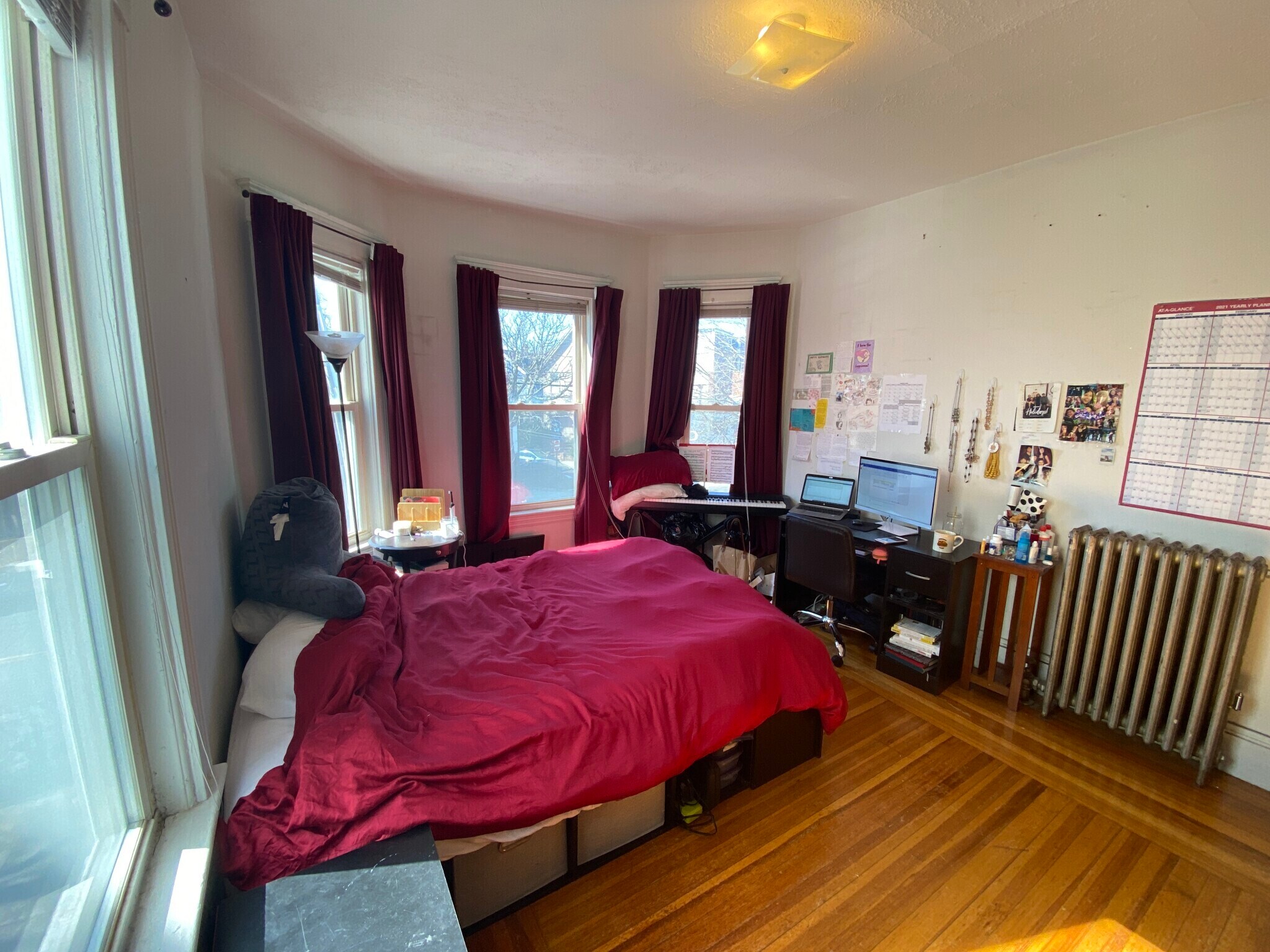 Building Photo - 224 Holland St